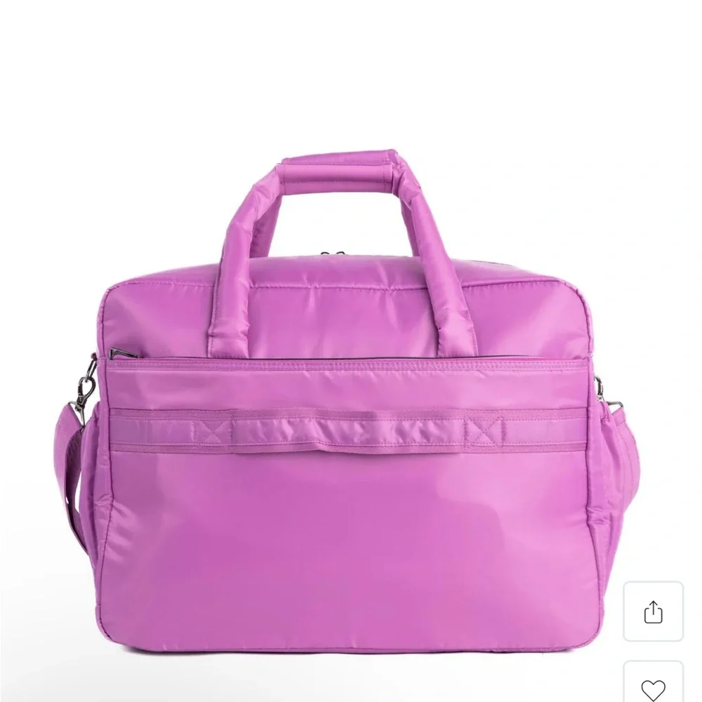 NWT Lug Drifter 2 Duffel Bag in Açaí Berry - Picture 7 of 10